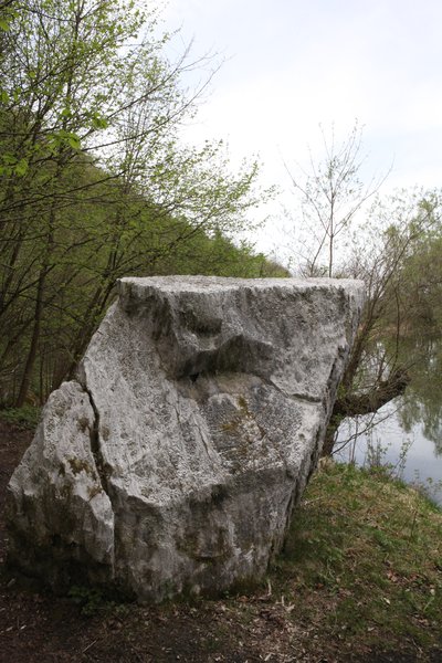 Gipsbrocken am Tanzteich
