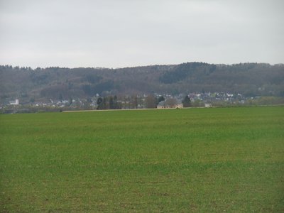 Kenner Flur with the Kenner waterworks and Kenn in the background