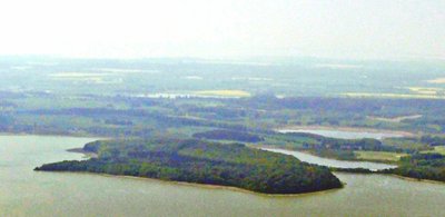 Luftaufnahme des Naturschutzgebiets „Pulitz“ (Halbinsel), Rügen. Die Bilder wurden von mir während eines einstündigen Rundflugs ab Flugplatz Güttin am 21. Mai 2011 aufgenommen. Aufgenommen mit...