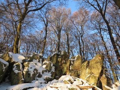 Felsformation auf dem Malberg (Westerwaldkreis) im Winter
