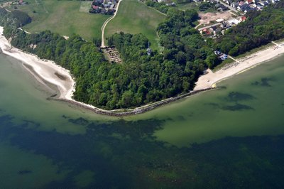 Die Bilder wurden von mir während eines einstündigen Rundflugs ab Flugplatz Güttin am 21. Mai 2011 aufgenommen. Die Bildbeschreibung steht im Dateinamen. Aufgenommen mit einer Nikon D5000 durch das...